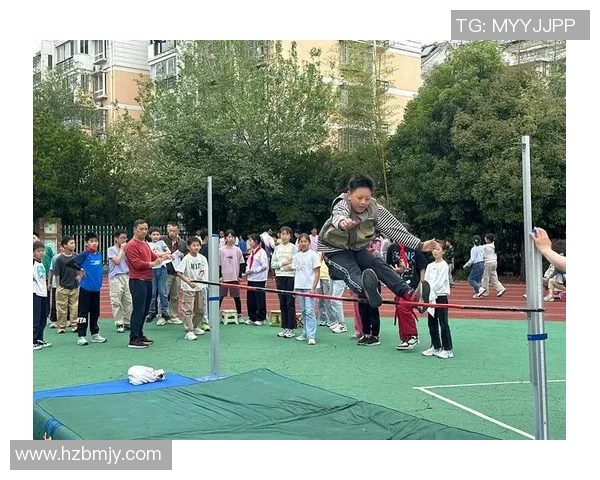 全网最会打篮球的小孩如何在赛场上展现惊人技巧与超强实力 全网最会打篮球的小孩如何在赛场上展现惊人技巧与超强实力